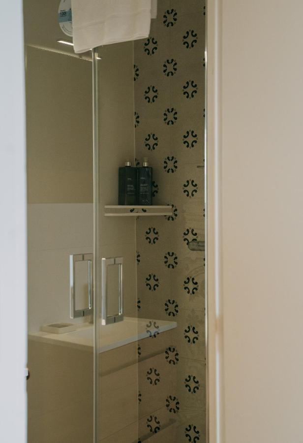 Les Hydrangeas Hotel